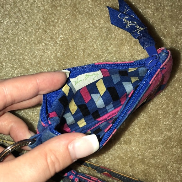 USED Vera Bradley Lanyard w ID/Card/Money/Coin - Picture 7 of 8